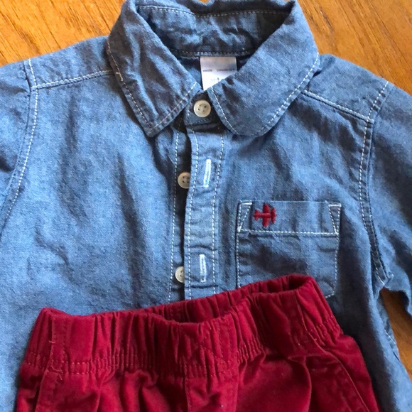 Carter’s 2 pc 6 mo button down w/pants